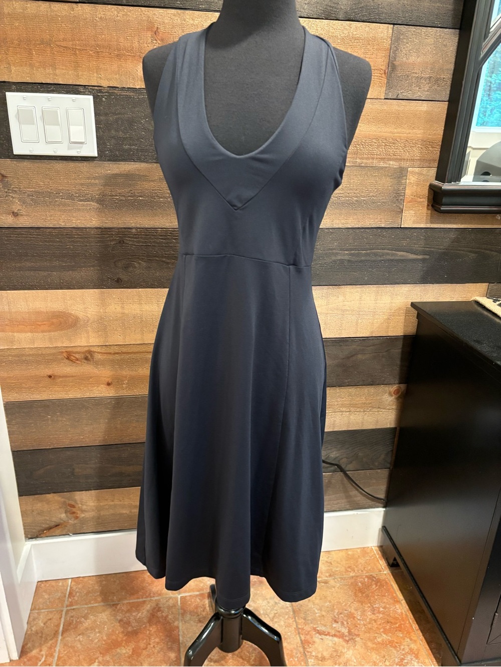 Patagonia Halter Midi Dress Black Athletic Activewear Gorpcore Stretchy Womens M - Picture 7 of 14